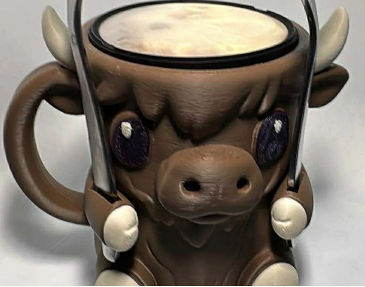 Highland Cow- Pint Ice Cream Holder
