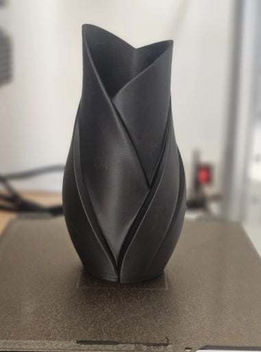 Tulip Leaf Spiral Vase